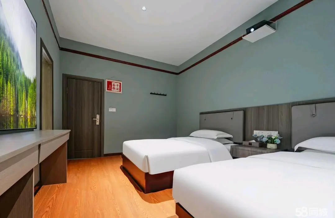 （转让）酒店转让全新装修41间房，房租1.8万